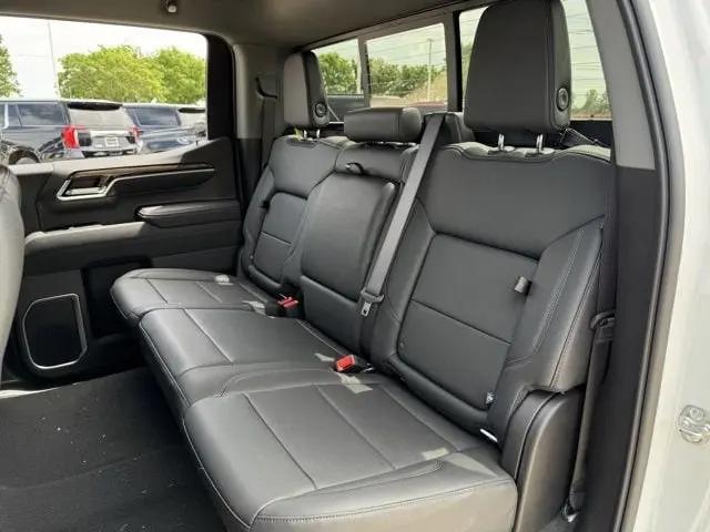 2026 Chevrolet Silverado 1500 4WD Crew Cab Standard Bed LT