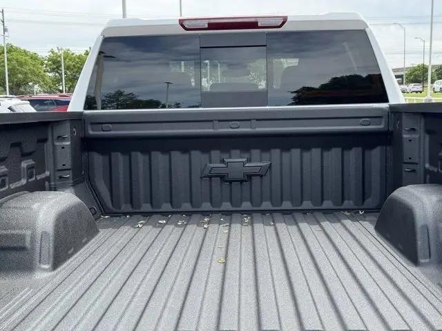 2026 Chevrolet Silverado 1500 4WD Crew Cab Standard Bed LT