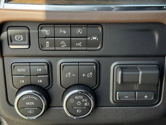 2026 Chevrolet Suburban High Country, 4WD