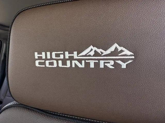 2026 Chevrolet Suburban High Country, 4WD