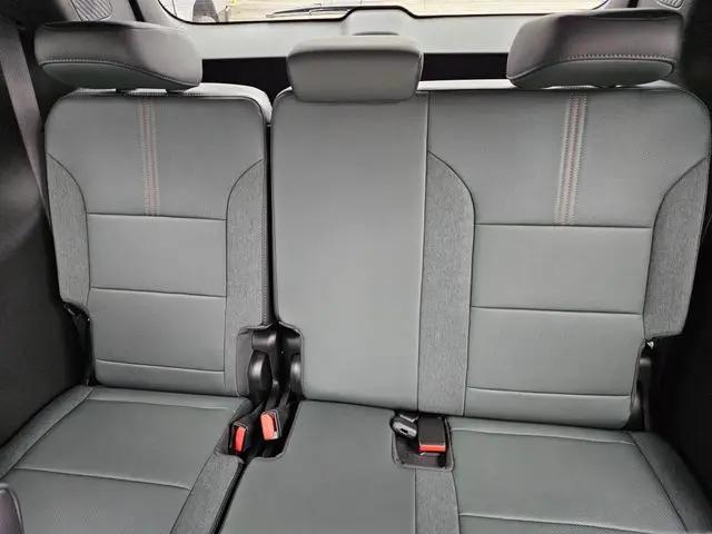 2026 GMC Acadia AT4 AWD