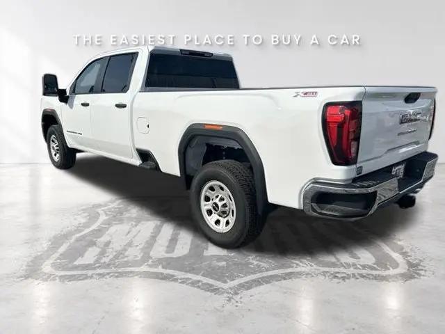 2026 GMC Sierra 3500HD Crew Cab, Long Bed, Pro Dual Rear Wheel, 4WD