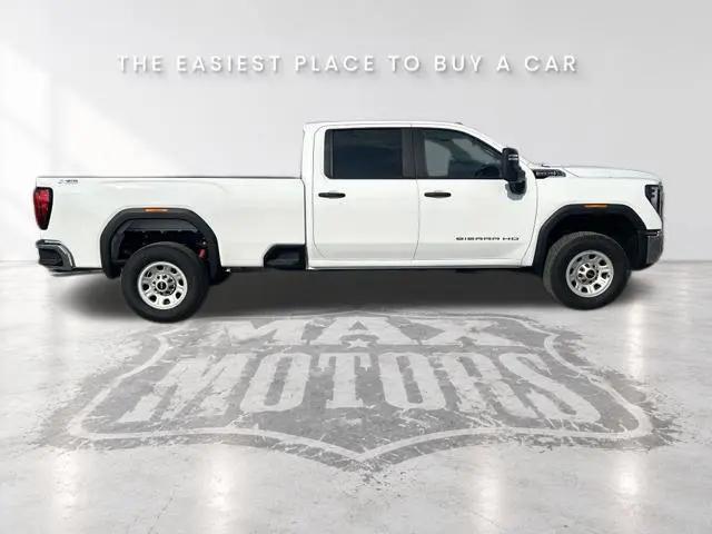 2026 GMC Sierra 3500HD Crew Cab, Long Bed, Pro Dual Rear Wheel, 4WD