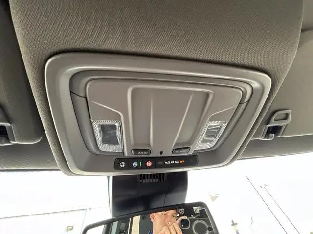 2026 GMC Sierra 3500HD Crew Cab, Long Bed, Pro Dual Rear Wheel, 4WD
