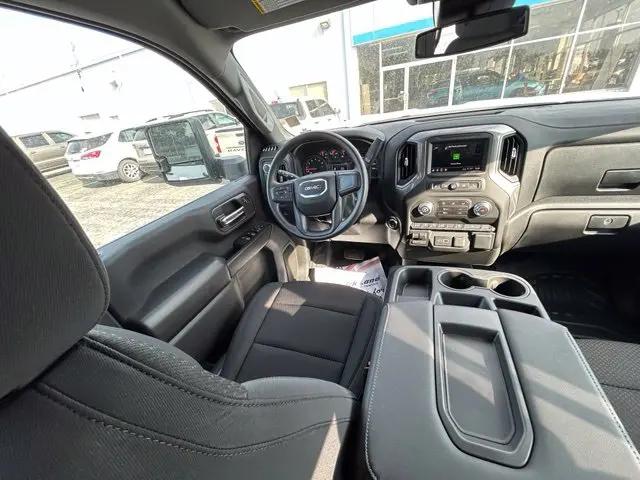 2026 GMC Sierra 3500HD Crew Cab, Long Bed, Pro Dual Rear Wheel, 4WD