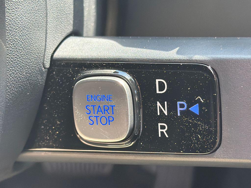 New 2026 White Pearl HYUNDAI Blue SEL 7P image 31