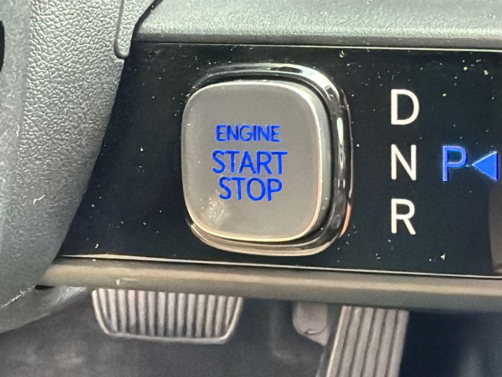 New 2026 White Pearl HYUNDAI Blue SEL Premium 7P image 31