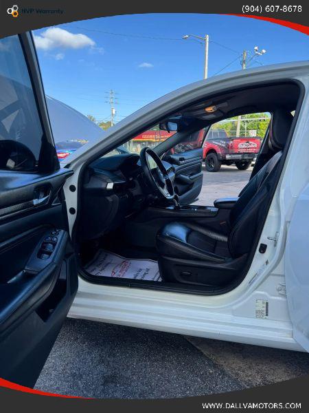 2021 Nissan Altima SR FWD