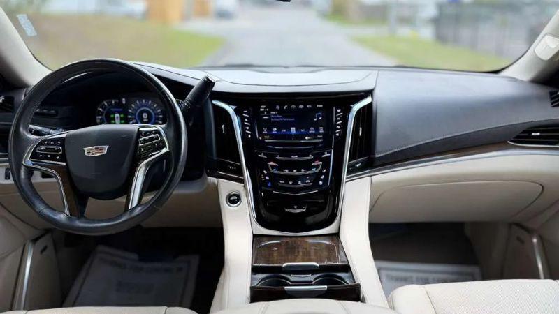 2020 Cadillac Escalade ESV 2WD Luxury