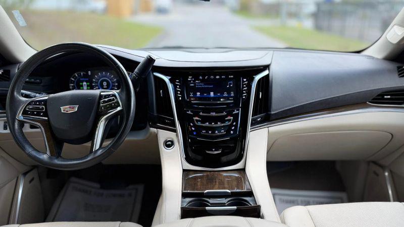 2020 Cadillac Escalade ESV 2WD Luxury