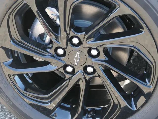 2027 Chevrolet Bolt RS FWD