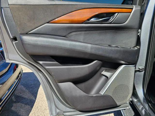 2020 Cadillac Escalade 2WD Luxury