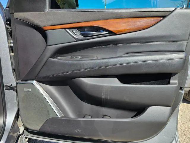 2020 Cadillac Escalade 2WD Luxury