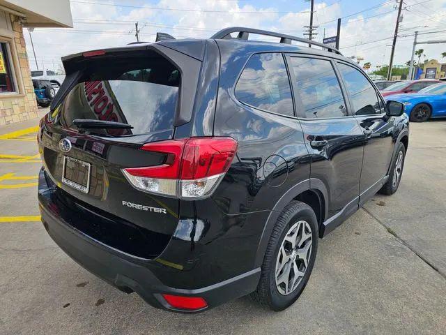 2023 Subaru Forester Premium