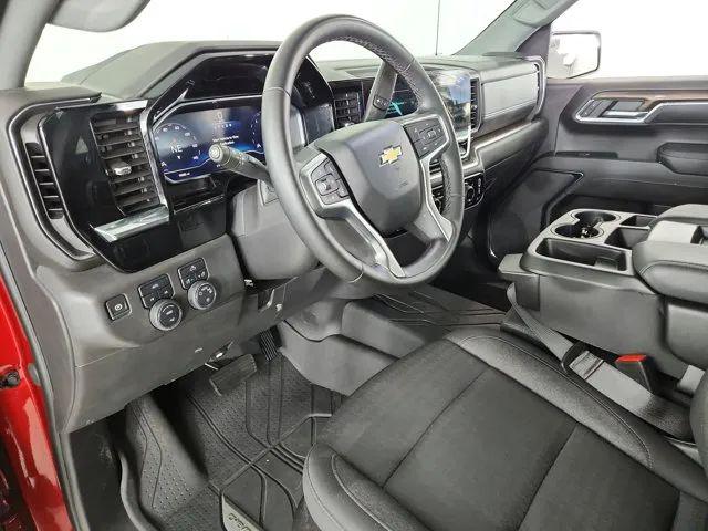 2024 Chevrolet Silverado 1500 4WD Crew Cab Short Bed LT