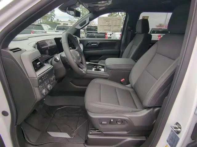 2026 Chevrolet Suburban LS, 4WD