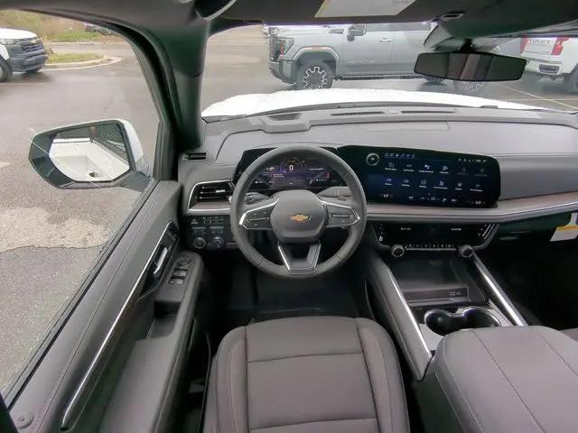 2026 Chevrolet Suburban LS, 4WD