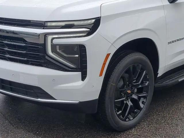2026 Chevrolet Suburban LS, 4WD