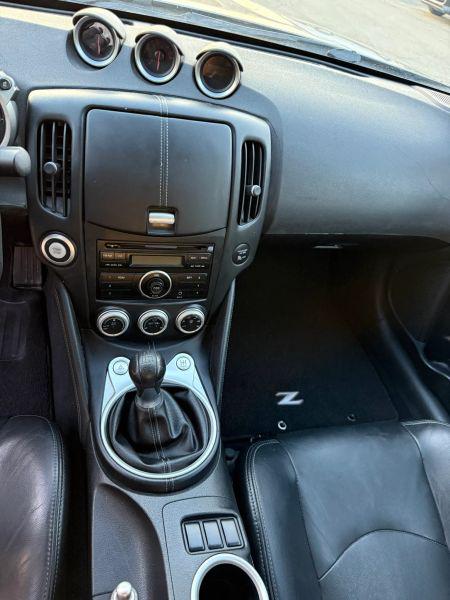 2010 Nissan 370Z Base