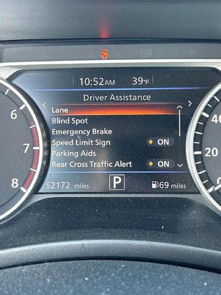 2023 Nissan Sentra SV Xtronic CVT