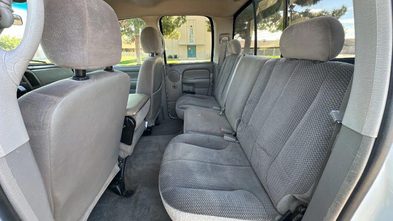 2004 Dodge Ram 2500 SLT/Laramie