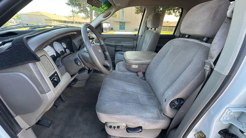 2004 Dodge Ram 2500 SLT/Laramie