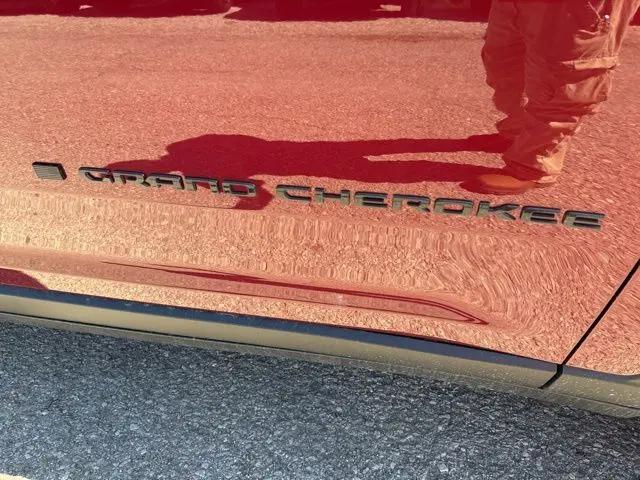 2026 Jeep Grand Cherokee Altitude 4x4