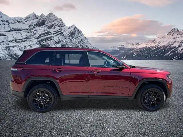 2026 Jeep Grand Cherokee Altitude 4x4