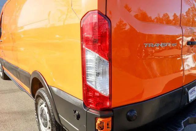 2019 Ford Transit w/60/40 Side Door w/LWB