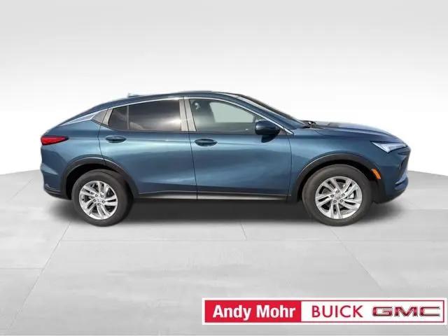 2026 Buick NV Preferred FWD