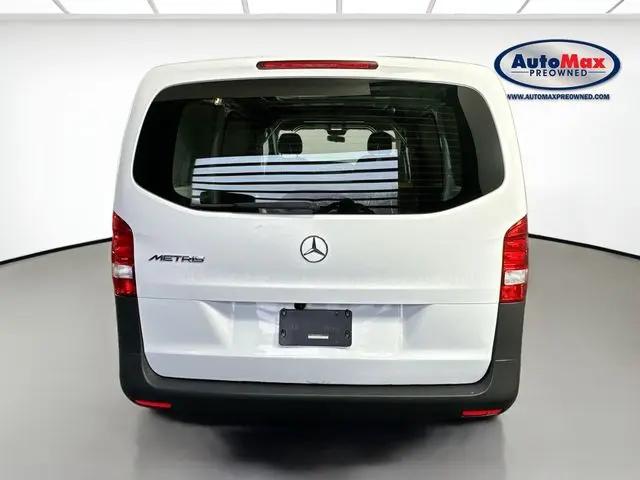 2022 Mercedes-Benz Metris Standard