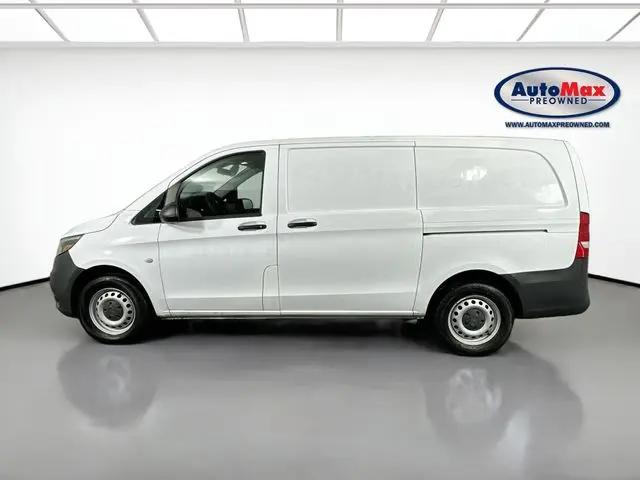 2022 Mercedes-Benz Metris Standard