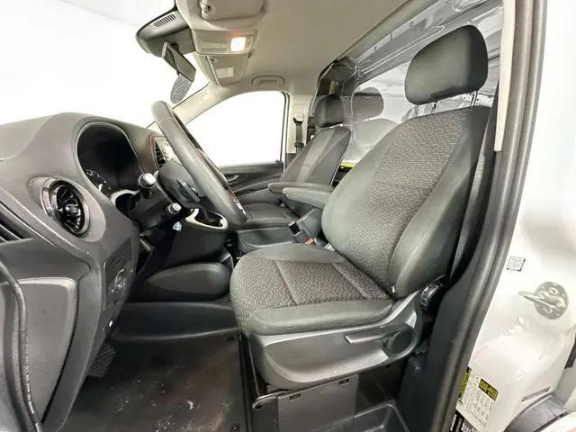 2022 Mercedes-Benz Metris Standard