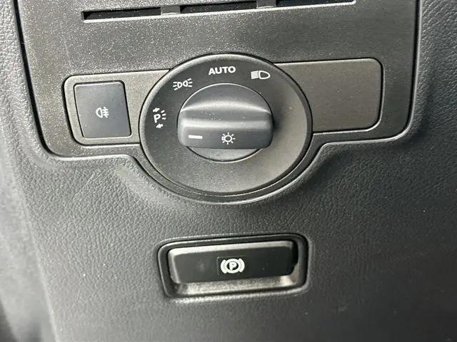 2022 Mercedes-Benz Metris Standard