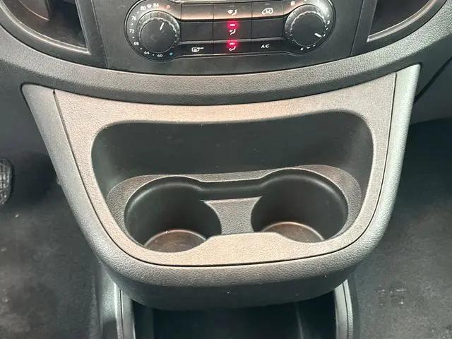 2022 Mercedes-Benz Metris Standard