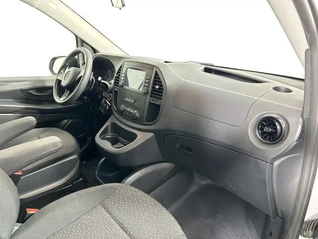 2022 Mercedes-Benz Metris Standard