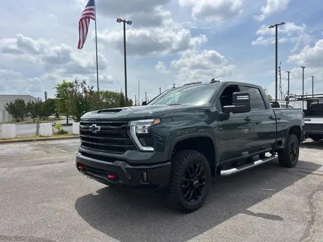 2026 Chevrolet Silverado 2500HD Crew Cab, Standard Bed, LT, 4WD