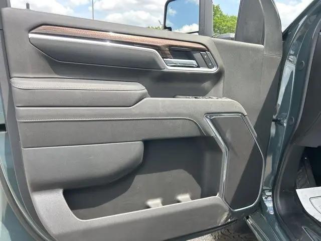2026 Chevrolet Silverado 2500HD Crew Cab, Standard Bed, LT, 4WD