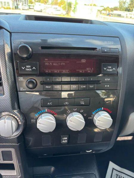 2013 Toyota Tundra Grade 4.6L V8