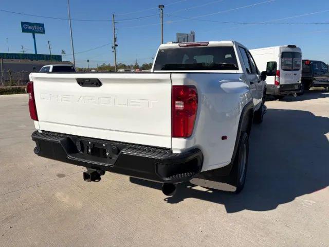 2020 Chevrolet Silverado 3500HD 4WD Crew Cab Long Bed WT