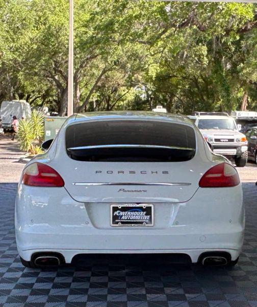 2013 Porsche Panamera Platinum Edition