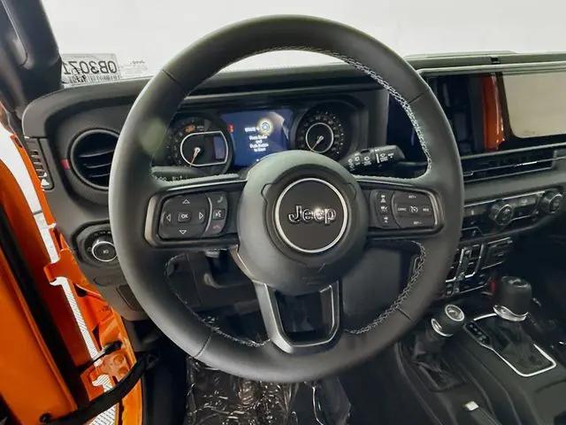 2025 Jeep Wrangler 4-Door Rubicon 4x4