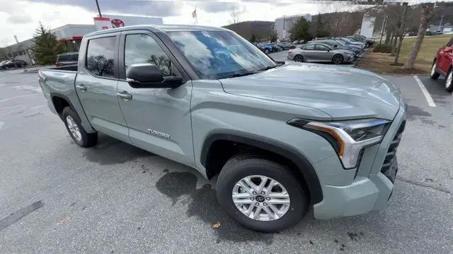 2026 Toyota Tundra SR5 CrewMax 5.5' Bed