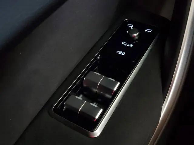2026 Jaguar F-PACE SVR P550 AWD Automatic