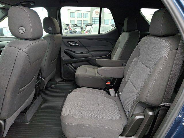 2023 Chevrolet Traverse AWD LT Cloth