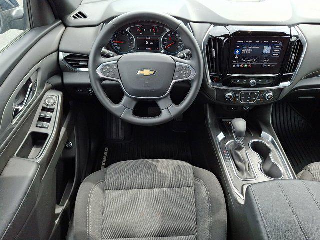 2023 Chevrolet Traverse AWD LT Cloth