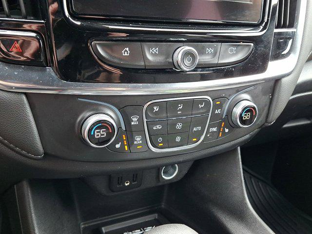2023 Chevrolet Traverse AWD LT Cloth