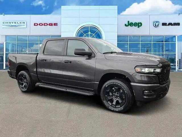 2026 Ram 1500 Express Crew Cab 4x4 5'7" Box for sale in Hinesville, GA