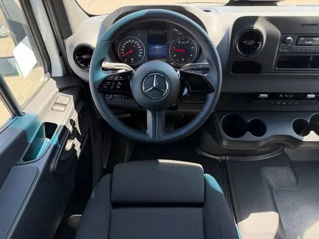 2026 Mercedes-Benz Sprinter 2500 Standard Roof 4-Cyl Diesel