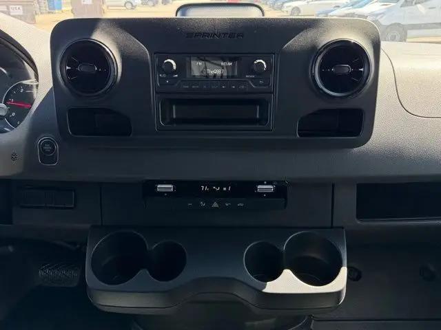 2026 Mercedes-Benz Sprinter 2500 Standard Roof 4-Cyl Diesel